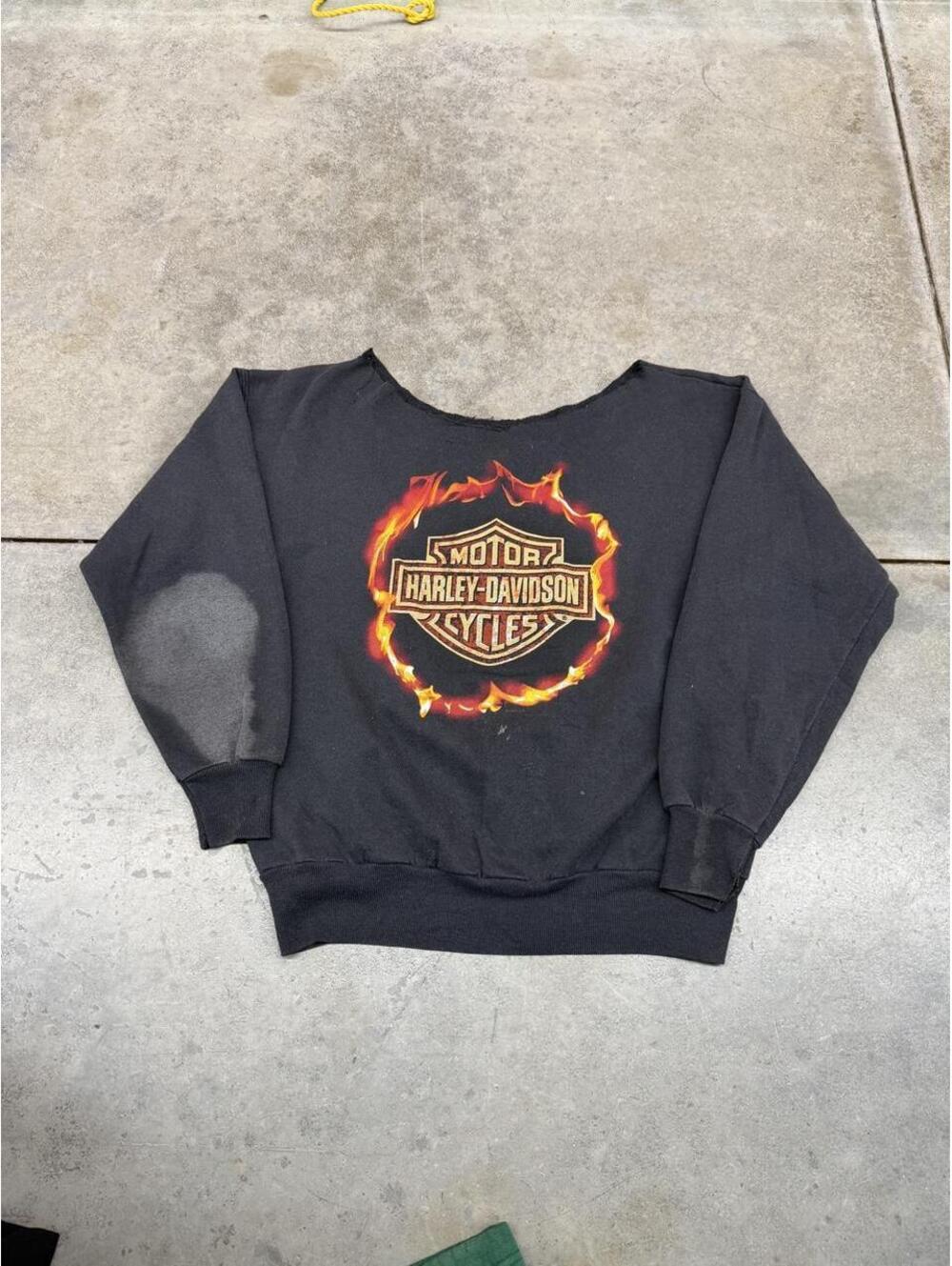 vintage harley davidson flame big logo cut neck crewneck size large